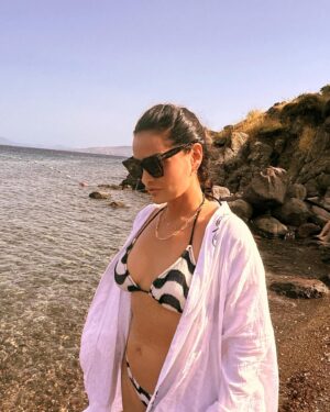 Betül Şahin Instagram - 🤍🖤