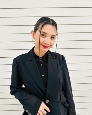 Beverly Instagram - Thank you HYPER PLAMO Fes.2024 for having me as the opening act!! Felt everyone’s warm welcome! 
 
みなさんあたたかい応援感ありがとうございました！🤗

Outfit from @languageofflower_ 
Love this setup!! 🫶

#HPF2024
#ハイパープラモフェス2024 
#ガンプラ
#プラモデル