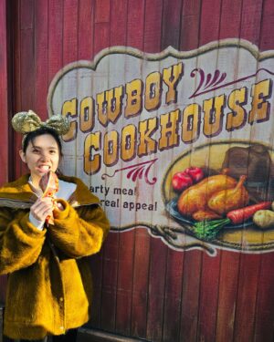 Beverly Instagram - Disney 最高！🤩