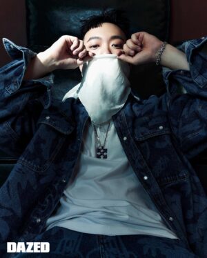 BewhY Instagram - 나도 머리 올릴수있어 
@dazedkorea 💎

⠀
CREDIT

Text Kim Nahhyoun @nanakinng
Fashion Lee Seungyeon @ing_ssssss
Photography Lee Jongho @ljhomad
Art Koo Hyemi @kooo__ham
Hair Han Jaeyoung @prod_barber
Makeup Chung Yoonah @y_n_ah_1015
Assistant Lee Mingyu @etik_kat

⠀
Check out more of our editorials and articles in <DAZED> KOREA Fall Edition print issue