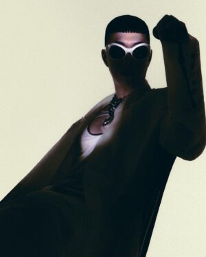 BewhY Instagram - B컷

@gq_korea 
Photo @narangchoi
Style @veryrocknroll
Hair make up @dameunii