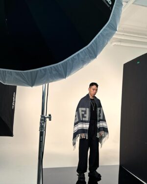 BewhY Instagram - B컷

@gq_korea 
Photo @narangchoi
Style @veryrocknroll
Hair make up @dameunii