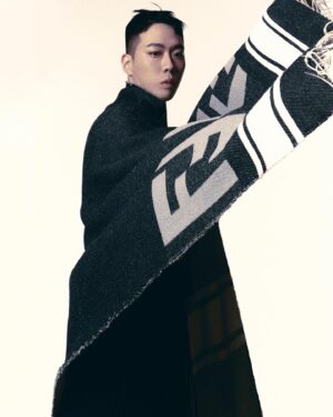 BewhY Instagram - B컷

@gq_korea 
Photo @narangchoi
Style @veryrocknroll
Hair make up @dameunii
