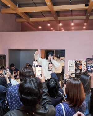 BewhY Instagram - ❤️
시하랑 팜엔젤스 1주년 파티에 다녀왔어요!
시하에게 제 공연도 보여주었답니다
❤️
@palmangels 
@hee0802