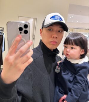 BewhY Instagram - 슈퍼맨과 시하