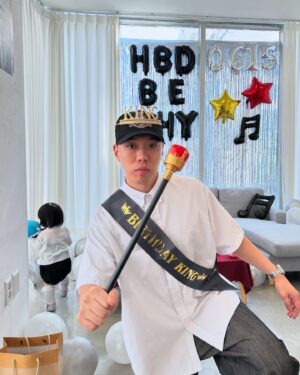 BewhY Instagram - 뭐 축하와 덕담은 고마운데 반말은 좀; ㅋ