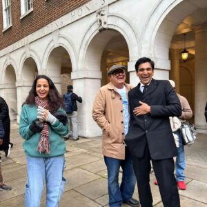 Bhamini Oza Instagram - Wishing both of these super special ♉ taurian men a very happy birthday. April 28th @pratikgandhiofficial and 29th @hansalmehta . It's a double celebration on the sets of GANDHI. 

Here's to the endless laughter, light and love 😀✨❤️

Love these stills @khamkhaphotoartist ❤️