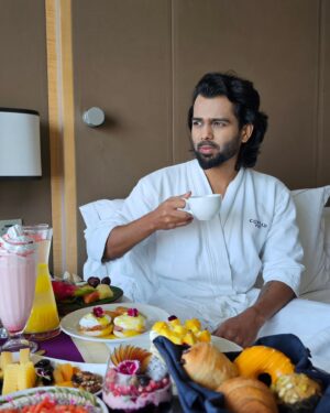 Bhavini Purohit Instagram - "Waking up to a stunning view, indulging in a gourmet breakfast in bed, and sharing it all with my favorite person. This luxury hotel stay is everything we dreamed of and more.

.
Location: @conradpune

.
{Breakfast, food, love, couple, foodie,trend, travel,staycation,crazy, morning, brekky, trending, couple videos, couple poses}
.
#influencer #breakfast #love #trend #crazy #trending #madness #brekky #foodie #trendingreels #staycation #travel #travelgram 
 #PerfectMorning #CoupleAdventures #BreakfastGoals #LuxuryStay #RomanticGetaway"