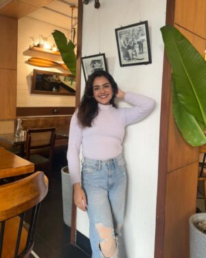 Bhavna Choudhary Instagram - In a serious relationship with Tiramisu 

📍 @fatlulus