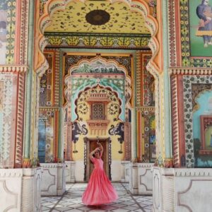 Bhumi Rajgor Instagram - Rang 🌸
.
.
.

📷 @khushbu_iyer
.
.
#rang #holi #colours #jaipur #palace #pinkcity #patrikagate #rajasthan #india