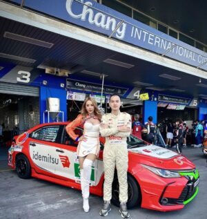 Bhuripat Vejvongsatechavat Instagram - 1500(25HOURS) SUPER ENDURANCE 2022 🏁🏎😘😍🙏 #เริ่มมมม