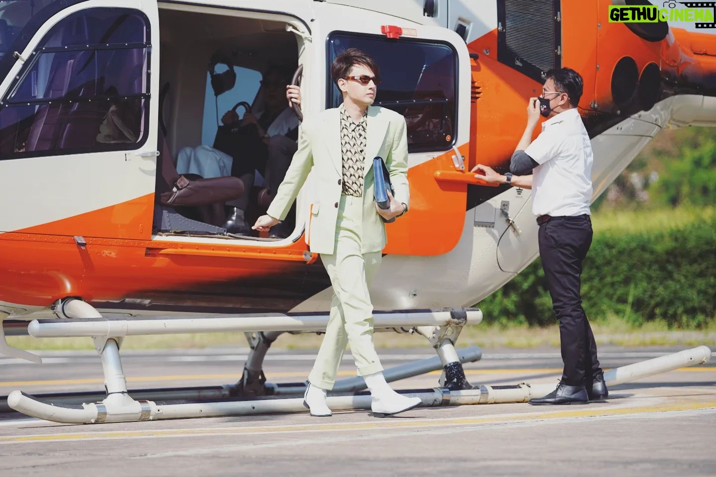Bhuripat Vejvongsatechavat - 4K Likes - .....เหนี่ยวทรัพย์ 😍🤣😂💕😜