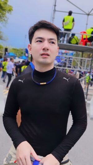 Bhuripat Vejvongsatechavat Instagram - พอขับรถได้งับ 😁😆