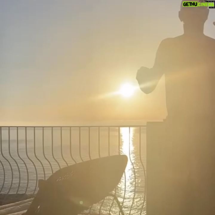 Biagio Antonacci - 38.3K Likes - Ho involontariamente coperto il viso di questa mia adorabile amica, la cantautrice rock per eccellenza anima senza paura e sempre diretta verso il cuore…
Condividere bene il poco tempo vale più di ogni momento buttato a caso.
W Gianna W Penelope ❤️❤️
#BiagioAntonacci #GiannaNannini #Isoladelba @officialnannini