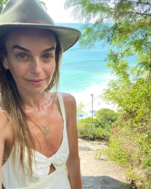 Bianca Bradey Instagram - It’s cold in Sydney now! Missing being sweaty and sticky and hotAF