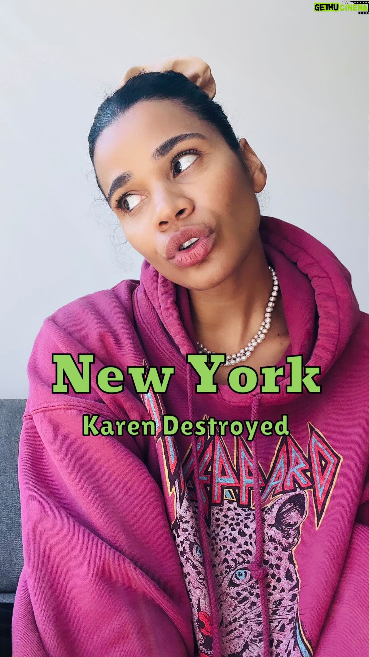 Bianca Cristovao - 8.4K Likes - Fact check with @ulovelucie who was there 😛
#karen #newyork #truestory #truecrime #czechgirl #comedy
