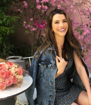 Bianca Haase Instagram - Like a moth to a flame. #allthepink