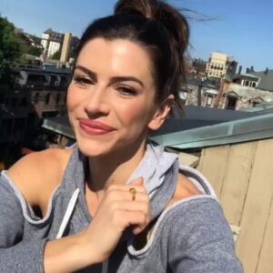Bianca Haase Instagram - Bye Boston! Besos for sunshine...finally.