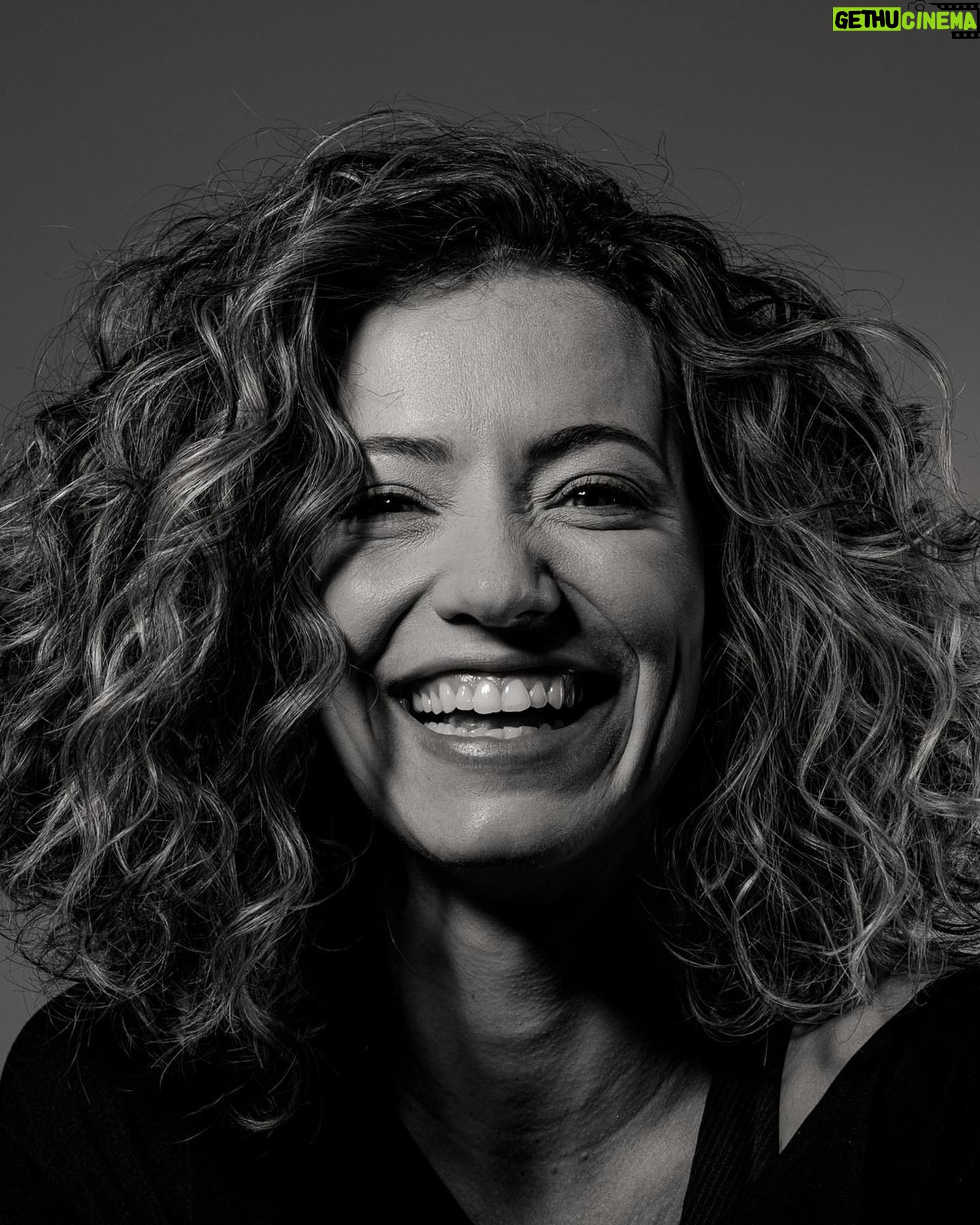 Bianca Muller - 354 Likes - 2023:
A VIBE É ESSA!
Vocês também tão sentindo?!
Foto @c.oviedoph
Beauty @marcospadilha