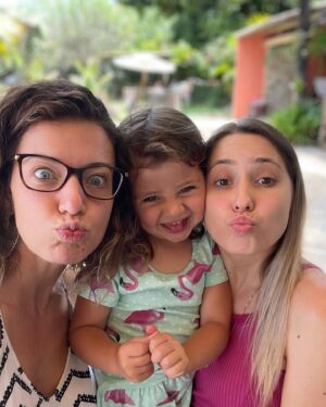 Bianca Muller Instagram - Retratos de um final de semana do amor!
Feliz aniversário pra minha Deusa da criação ❤️🌷
Te amo mãe.
E obrigada a todos meus amigos amados que estiveram presente celebrando essa lindeza ❤️🌷🙏🏻
Como é bom ter amigos!!!
Faltou foto com tanta gente…