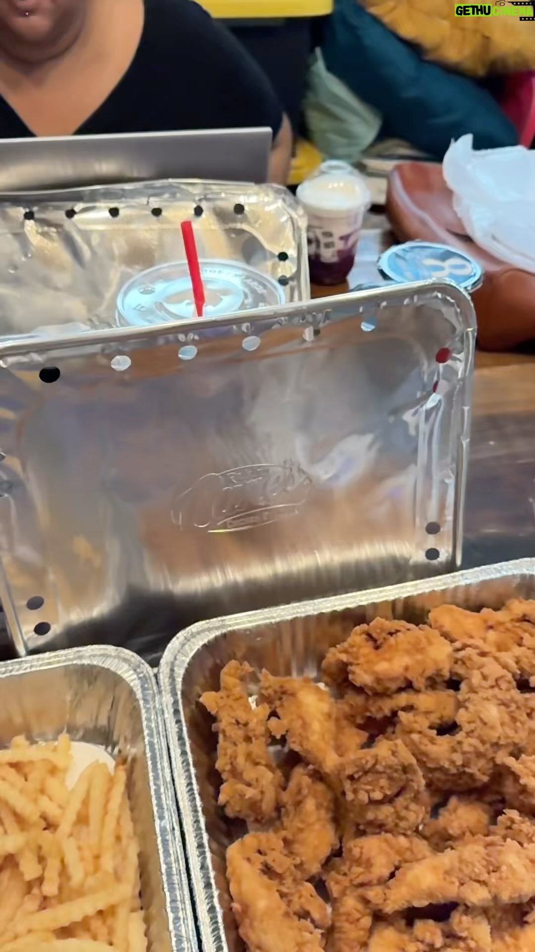 Big Moe Cason - 283 Likes - The Cason household always steps up the flavor of fried chicken with my Fish & Seafood rub if I make it or store buy it!āš¾šš¾šÆšŗšø #bbq #bbqfamily #moecasonfishandseafoodrub