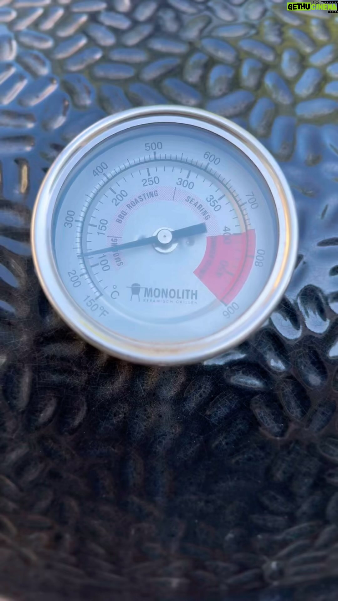 Big Moe Cason - 227 Likes - Had a great relaxing time this weekend down at the Goodguys car show seen a lot of great rides and friends I havenāt seen for a spell. Now itās family dinner time with my daughters cooking up some Midwest classics pork steaks seasoned with my pork rub and fueled by @boglinebushcoal āš¾šÆšŗšøš„ #bbq #bbqfamily #familydinner #sundayfamilydinner #moecasonbbq #moecasonporkrub