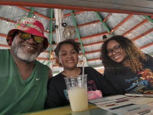 Big Moe Cason Instagram - Pops and his daughters kicking it family time!