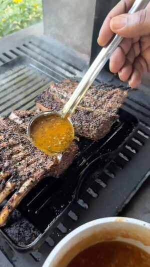 Big Moe Cason Instagram - Lamb chops on the @alfaovens.usa #flamekissed  #grilllife #moecasonsteakhouserub #moecasonfishandseafoodrub @bbqbob11  #bbqbrothers