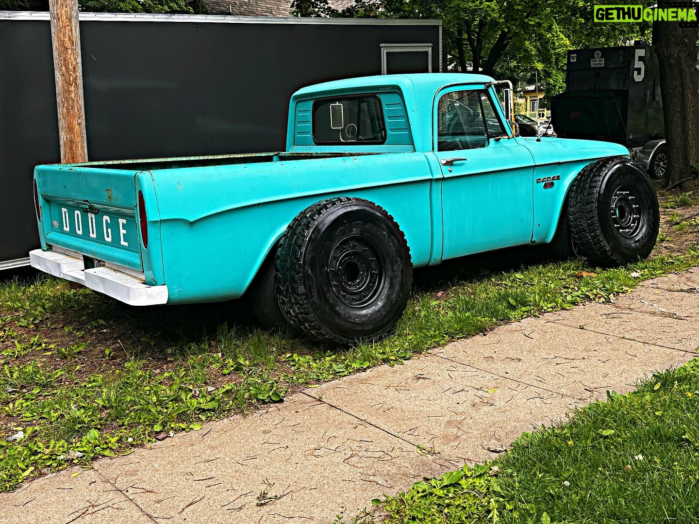 Big Moe Cason - 312 Likes - Converting my ole 65 dodge 2WD into a 1 ton 4WD will be able to use her better down at my Florida acreage.šš¾šÆšŗšø