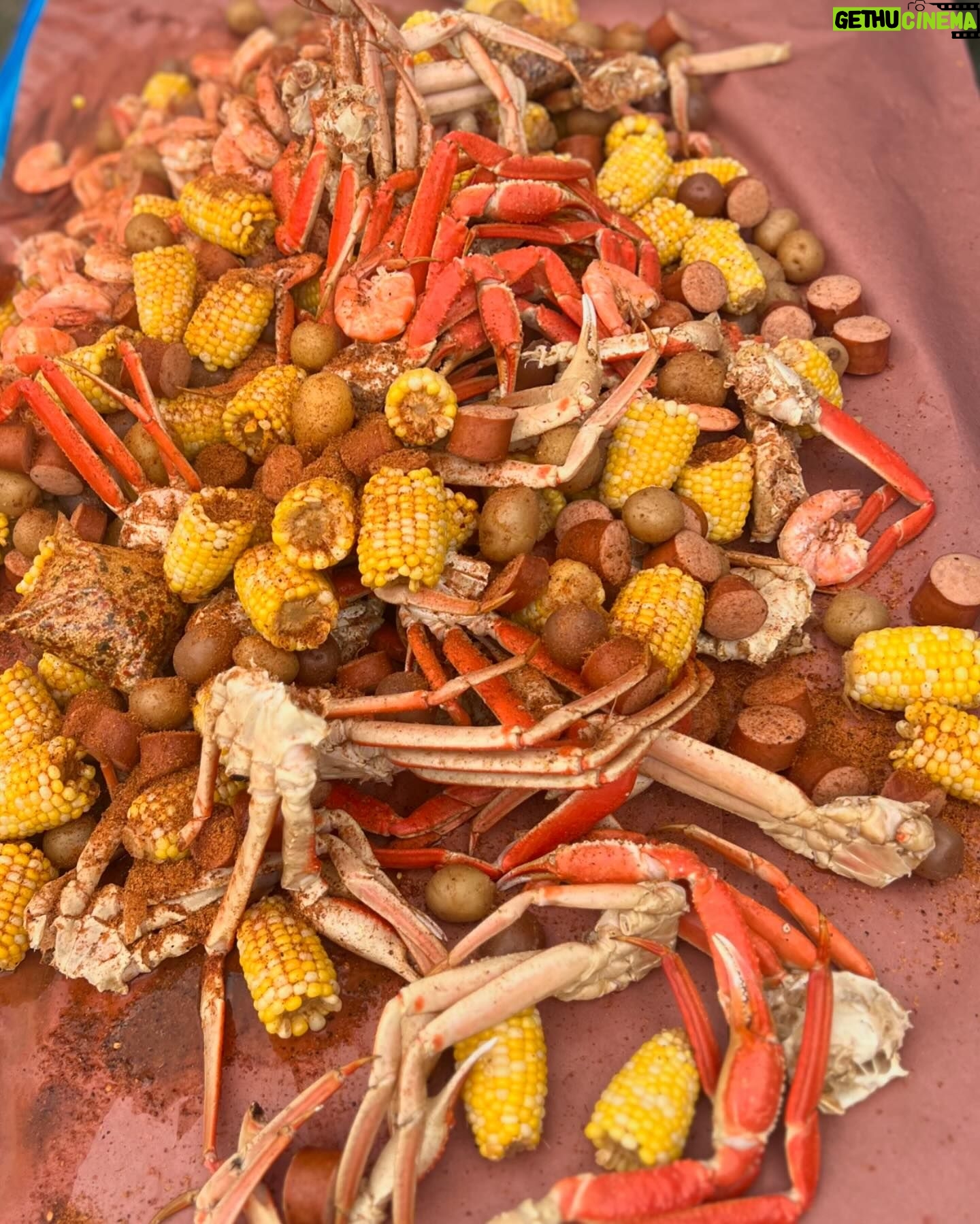 Big Moe Cason - 270 Likes - Crab and shrimp boil for Mighty Mitchās grad party! My friend @bigmoecason came in and killed it! #seafood #seafoodboil #crablegs #shrimp @oldbay_seasoning #summer @mitcheltrudnak