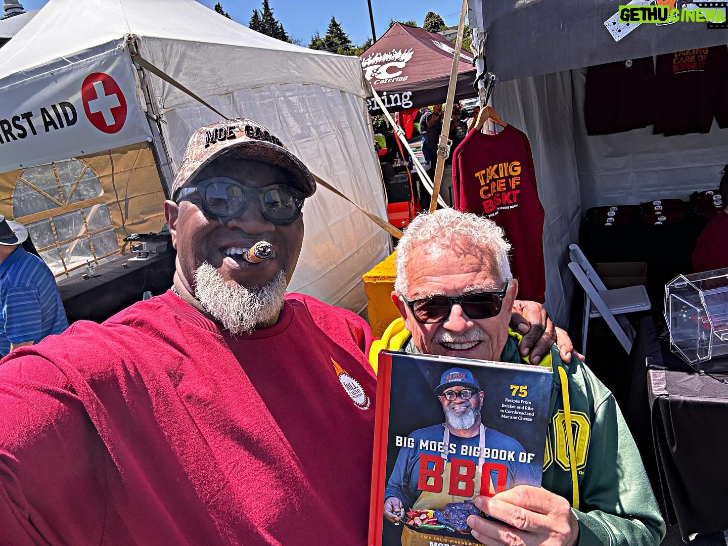 Big Moe Cason - 240 Likes - Excellent weekend here at the #millcasino BBQ Blues and Brews sold out of my cook book fast this gentleman snagged the last copy!šš¾šŗšøšÆš„ #bbq #bbqfamily #oregon #coosbayoregon @natgeobooks