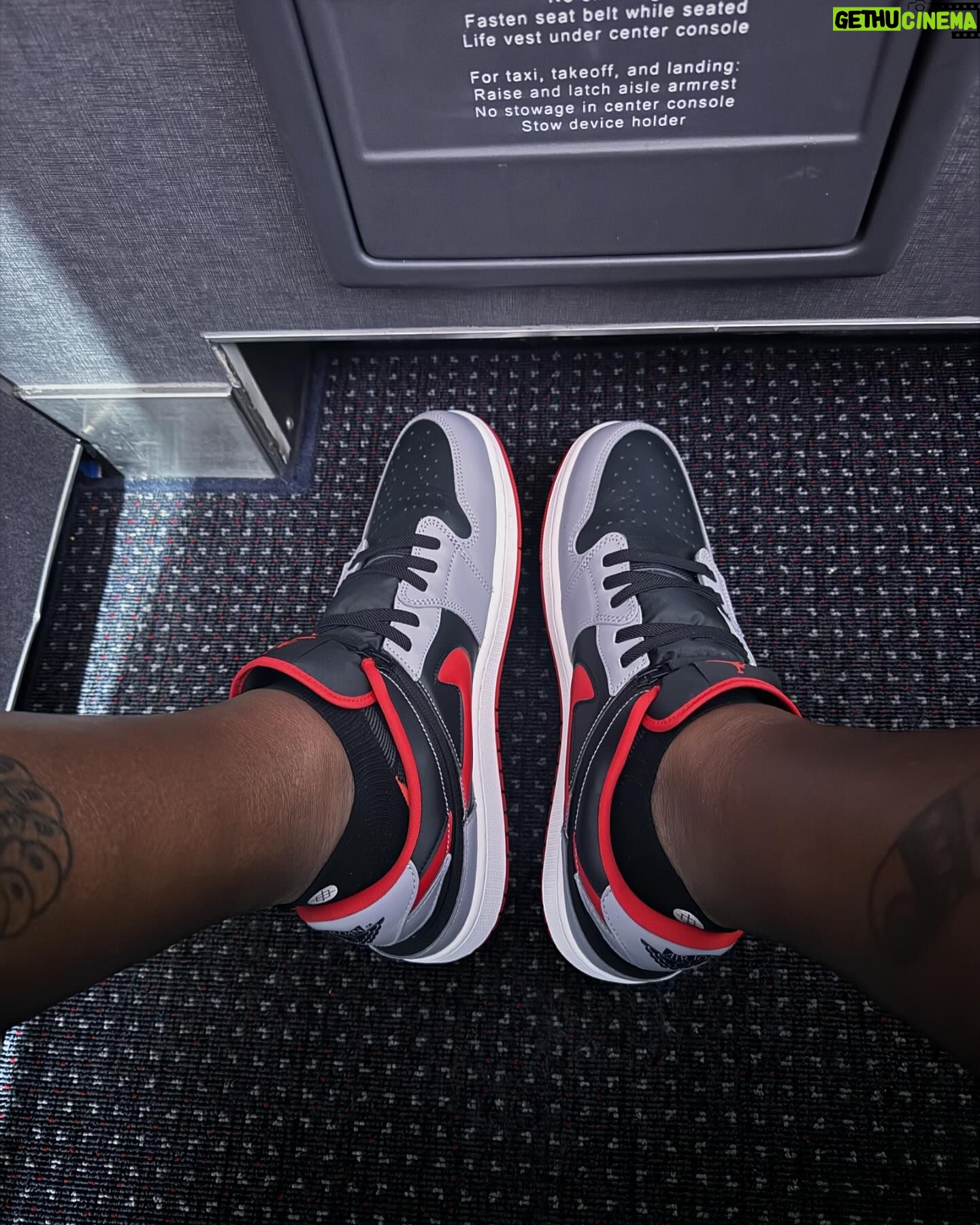 Big Moe Cason - 243 Likes - Wheels up heading to Pennsylvania to put in some fun BBQ work this weekend with my bud @bbqbob11 āš¾šÆšŗšøš„ #bbq #bbqfamily #bbqfestival #pennsylvania @steelcitysmokeout