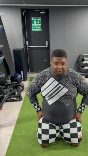 Big Narstie Instagram - @musclebasegym 💪💪🙏🏿 @base9zayd @shiroi_higebjj we run the basics 💯 🦍