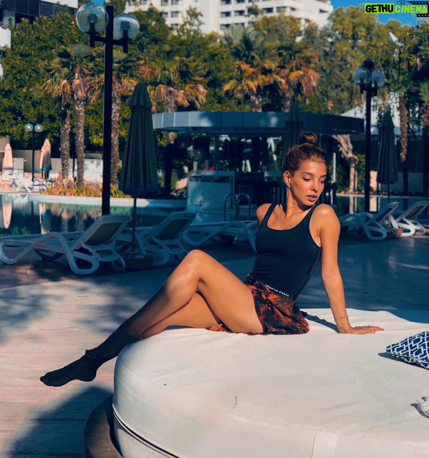 Bihter Delüv - 1.1K Likes -