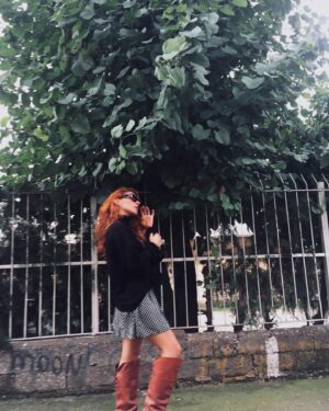 Bihter Delüv Instagram - 🌑
Herhangi bir şey karşısında heyecanlanmak, mucize gibi..