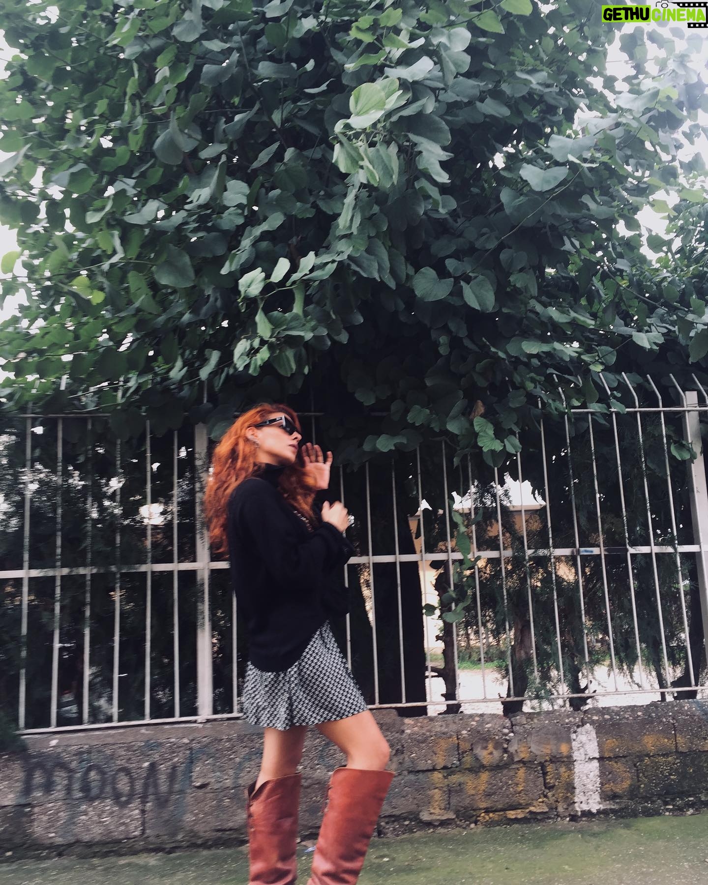 Bihter Delüv - 1K Likes - 🌑
Herhangi bir şey karşısında heyecanlanmak, mucize gibi..