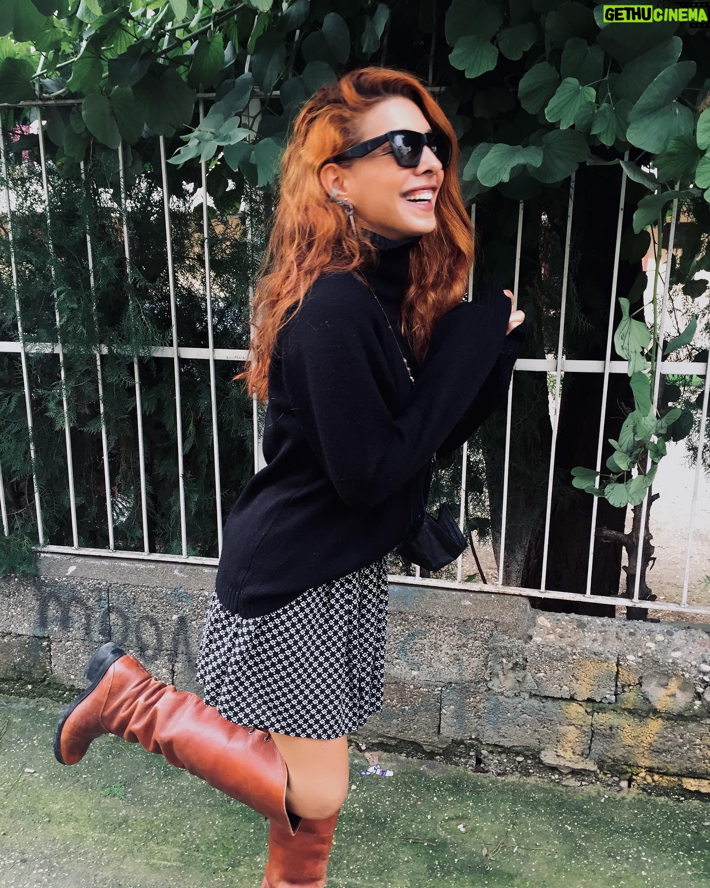 Bihter Delüv - 1K Likes - 🌑
Herhangi bir şey karşısında heyecanlanmak, mucize gibi..