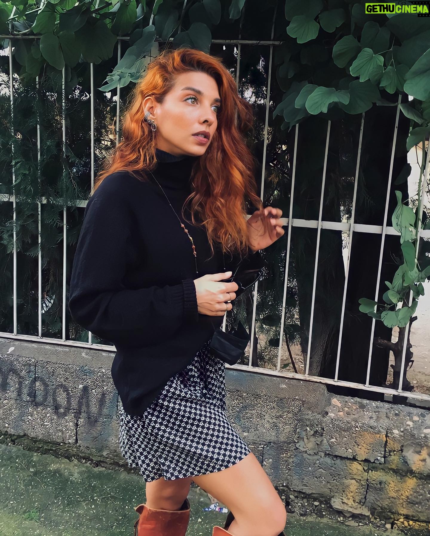 Bihter Delüv - 1K Likes - 🌑
Herhangi bir şey karşısında heyecanlanmak, mucize gibi..