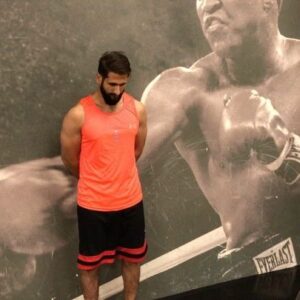 Bijan Banafshekhah Instagram - @yashar_mrn @yashar.mrn @___amiriii___ 
@sepehr_pure 
@villavita_gym 
.
#بیژن_بنفشه_خواه