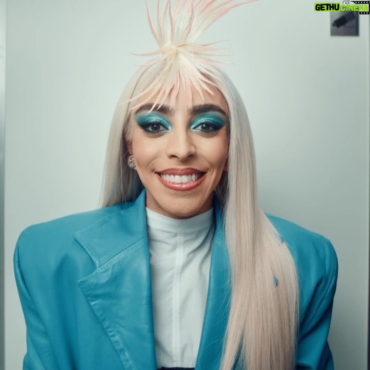 Bilal Hassani - 15.3K Likes - tellement fier de vous présenter ma true ID card avec @nyxcosmetics_france #nyxprofessionalmakeup
directed by the legendary @charlotteabramow