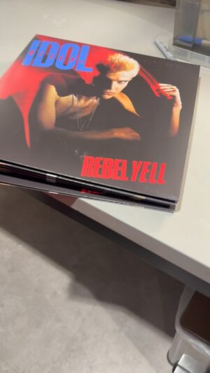 Billy Idol Instagram - Signing rerelease Rebel Yell covers today for release in April -BFI
