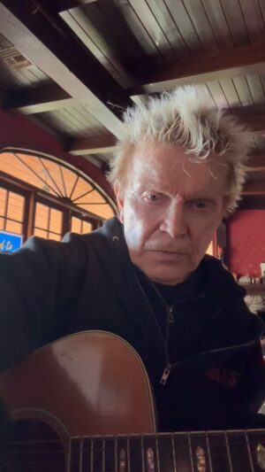 Billy Idol Instagram - Just having a go at singing ‘Against the Wind’ on this Saturday AM …. Bob Seger was a runner in his early years but I always think about running on my motorbike -BFI
