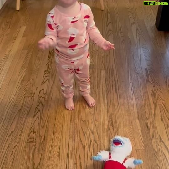 Billy Idol - 9.1K Likes - @maryjane.rebel putting her toy to bed and feeding her… she will be 2 years old on the 27th -BFI