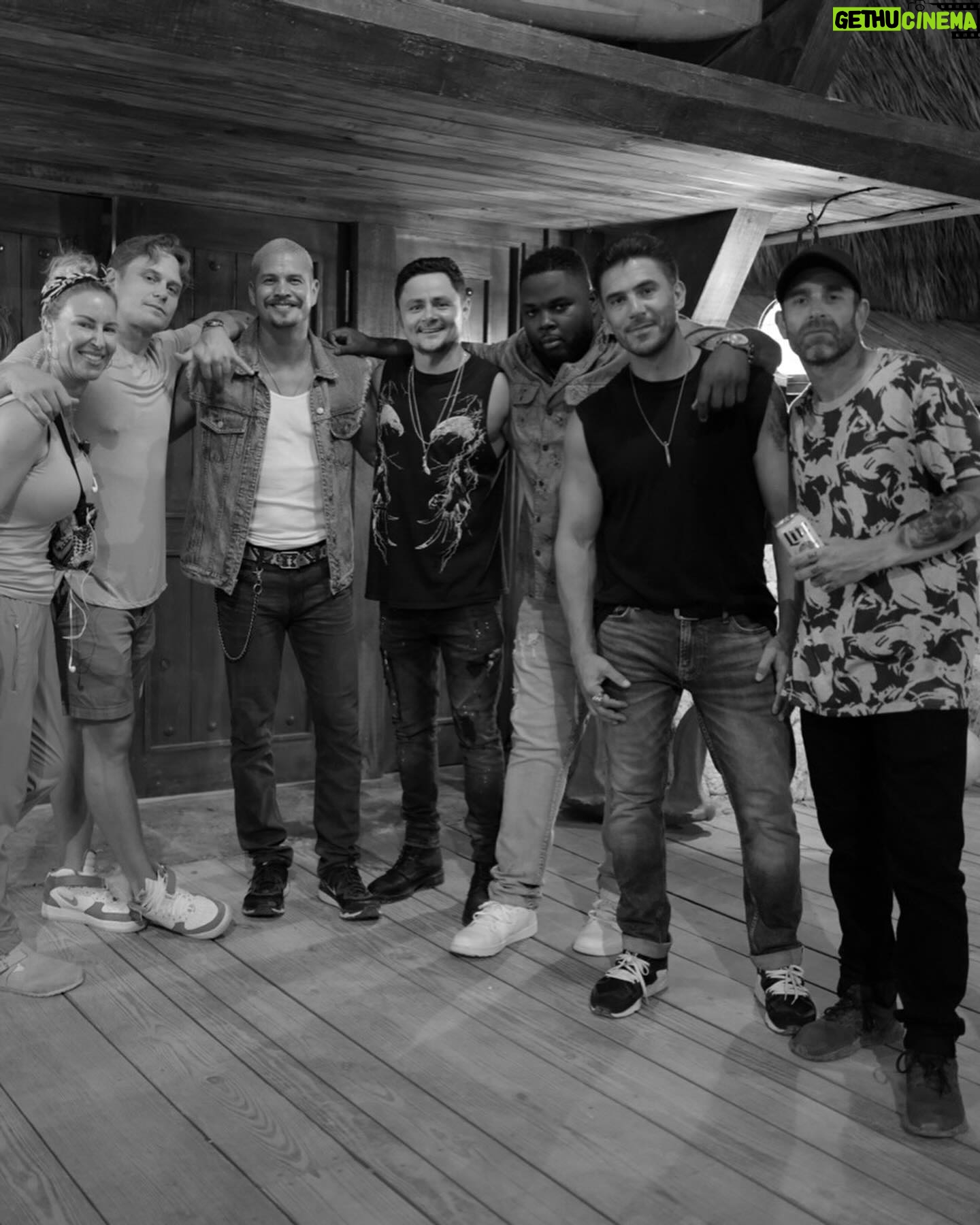 Billy Magnussen - 3.7K Likes - @roadhousemovie iiiiiiiiiiiiitz TIIIIIIIME!