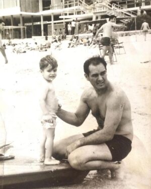 Billy Zane Instagram - Bill Zane Sr. My compass. My North Star. 
Happy Father’s Day, Pop. 🙏🏼❤️