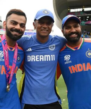 Birsa Dasgupta Instagram - On The Top Of The World 🇮🇳

#t20worldcup #india #champions #cricket #team #dream #believe #unity #bonding #passion #skills #friends #meninblue 

@indiancricketteam @rohitsharma45 @virat.kohli @rishabpant @surya_14kumar @dubeshivam @hardikpandya93 @royalnavghan @kuldeep_18 @jaspritb1 @_arshdeep.singh__ @akshar.patel @rahuldravidofficial @t20worldcup