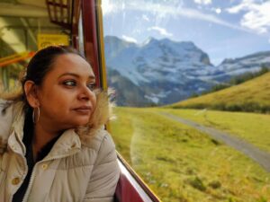 Birsa Dasgupta Instagram - Portraits of the Birthday Girl clicked by yours truly 🩵🌹🍻🌻🥳 🌠

#happybirthday #partner #love #life #travel #live #happy #instagood #instamood #instalove #instaphoto #photo #iphonography #photogram #photography #portrait #portraitphotography #world #trip #breathe #together #livetotravel #couplegoals #loveofmylife