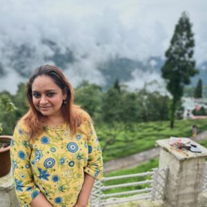 Birsa Dasgupta Instagram - Posing, mostly

Andrew Yule Tea Estate 
6th of July, 2024

#pose #photo #green #mountains #tea #photography #partner #travel #trip #travelphotography #love #life