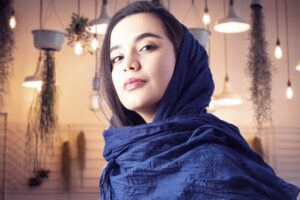 Bita Beigi Instagram - بهار واقعى بايد در درون شما متولد شود ، حتى اگر صدها بهار در بيرون از شما بيايد و برود ....
برايتان بهارى پر از اگاهى ، پر از عشق ، پر از قدرت و موفقيت و پر از اتفاقات خوب همراه با ارامش را ارزومندم❤️ (عيدتون مبارك) (بيتا بيگي)

#سال_نو_مبارک 
#نوروز
#عيد_نوروز 
#در_خانه_بمانیم
#🐭