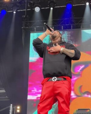 Bizzy Bone Instagram - WELLINGTON!!!!!!
Dreams come true ya’ll. Having the time of my life. 
Thank you guys.